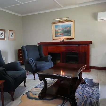Coach House Hotel & Spa Tzaneen Exterior photo