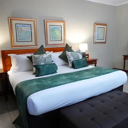Coach House Hotel & Spa Tzaneen Exterior photo